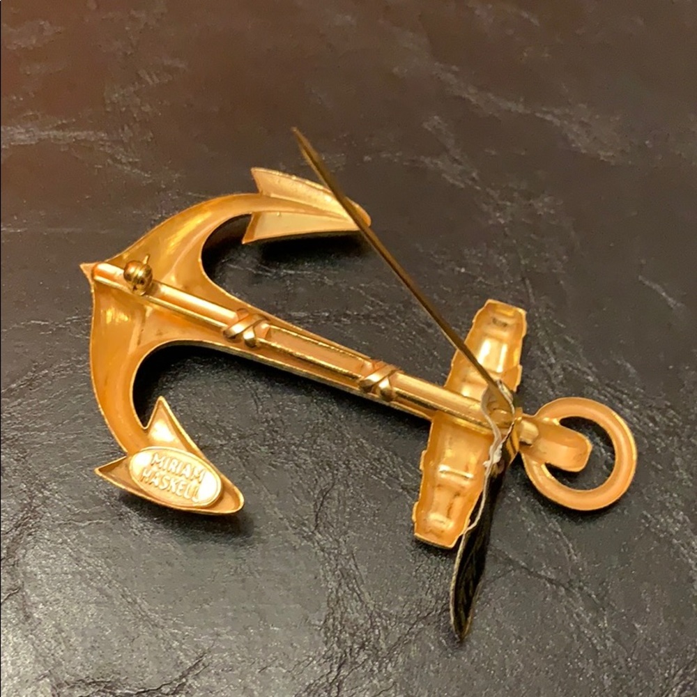 MIRIAM HASKELL ANCHOR BROOCH - Picture 4 of 4